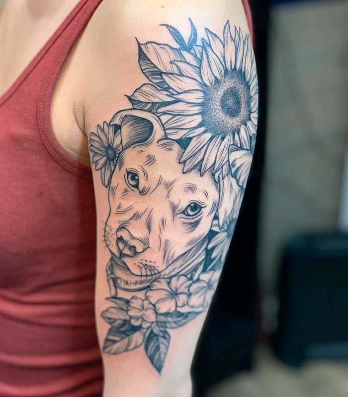 tatuajes de perros con flores