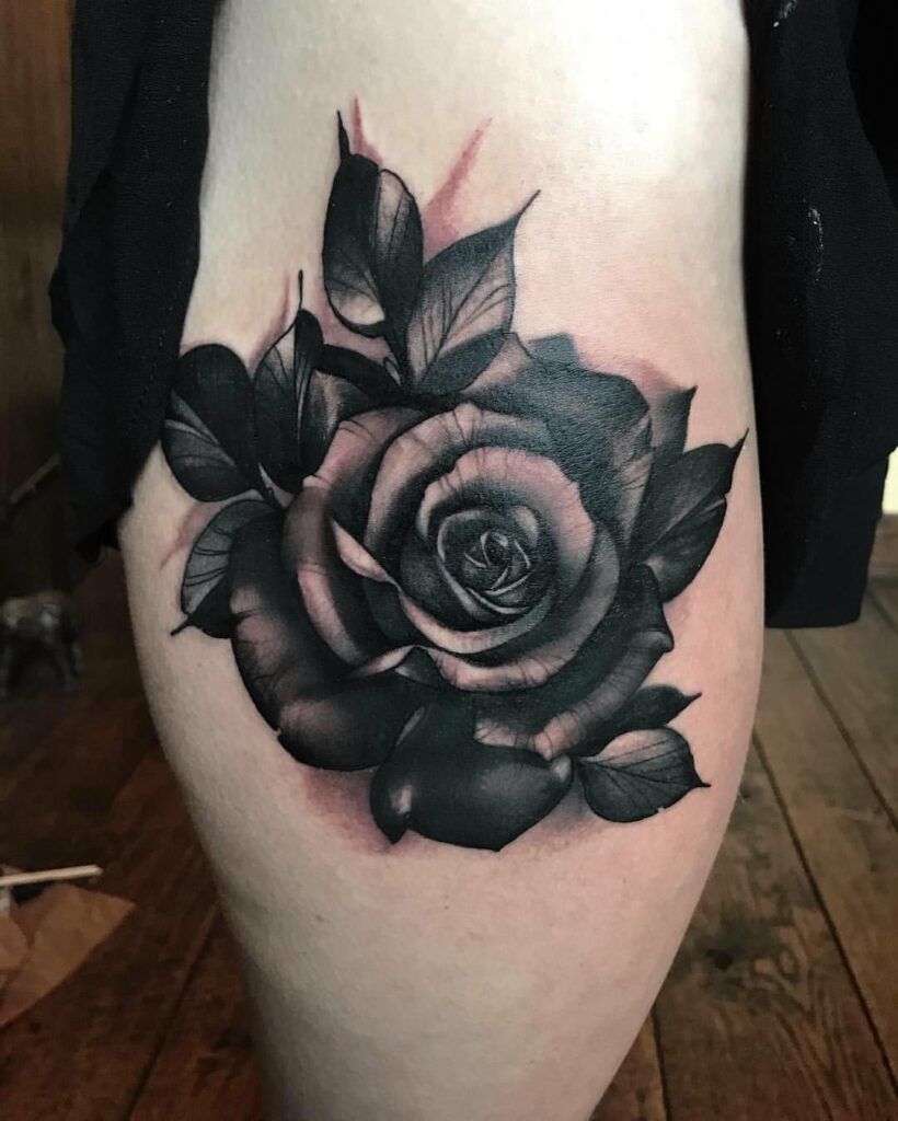 tatuajes de rosas negras 5