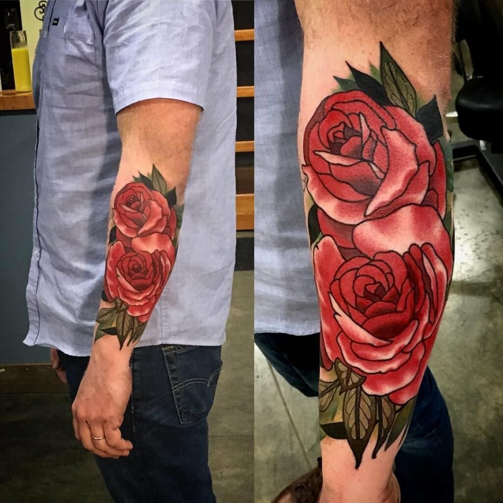 tatuajes de rosas para hombres 11