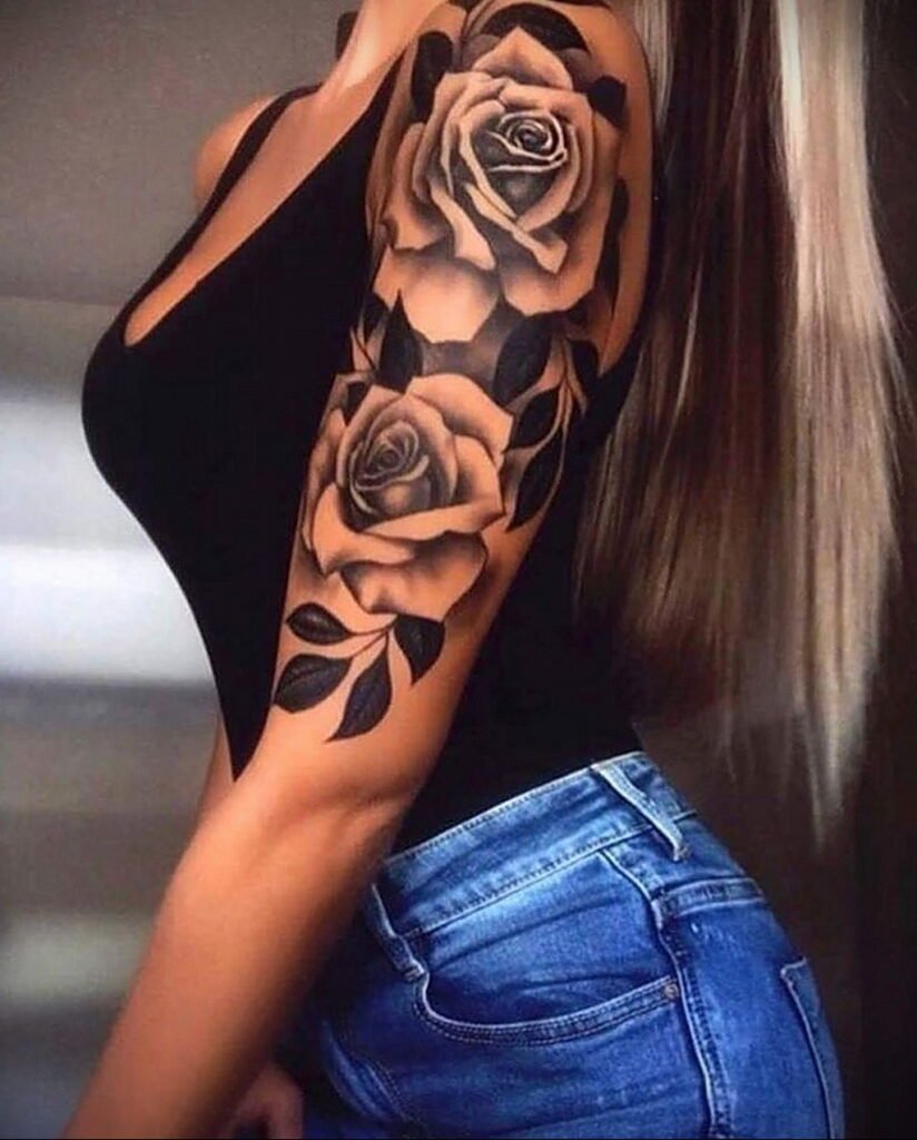 tatuajes de rosas para mujeres 13