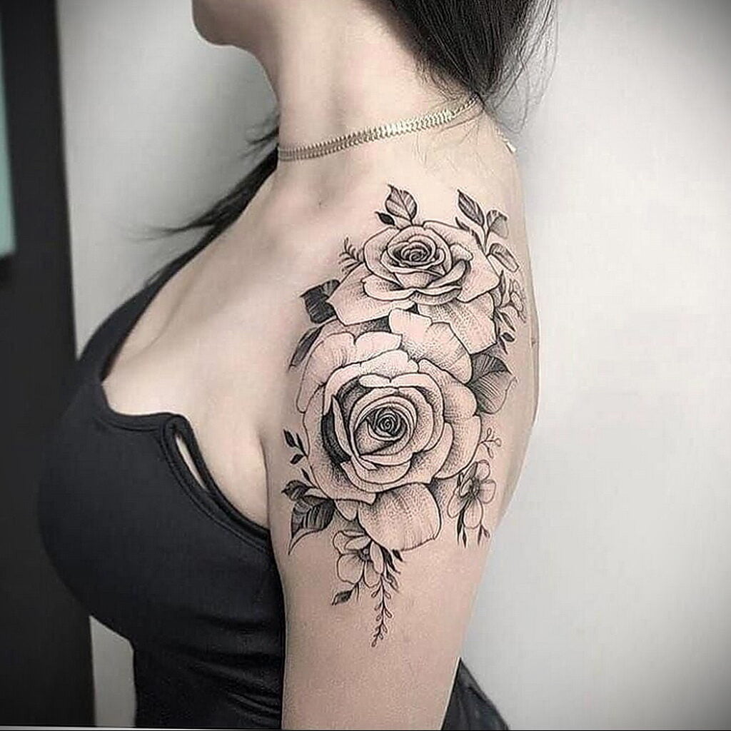 tatuajes de rosas para mujeres 6