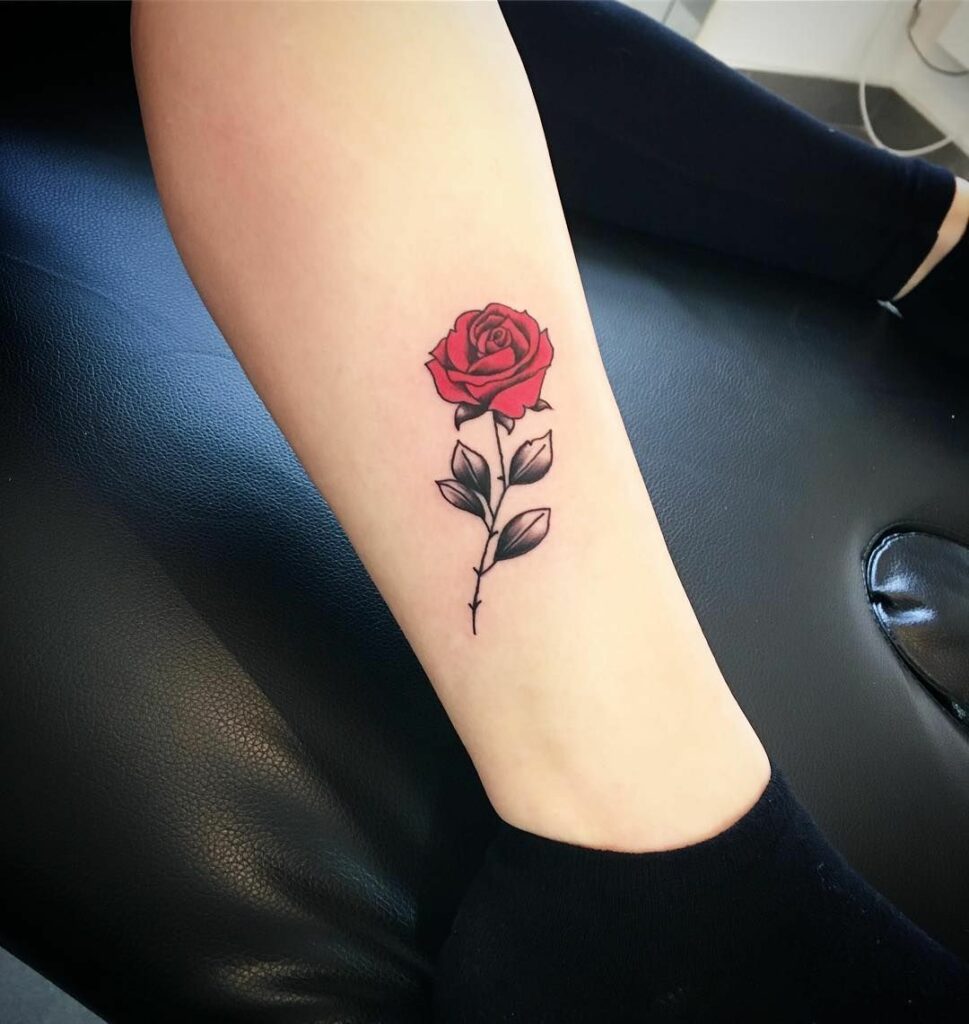 tatuajes de rosas pequenas 10