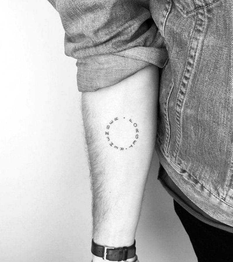 tatuajes minimalistas para hombres 19