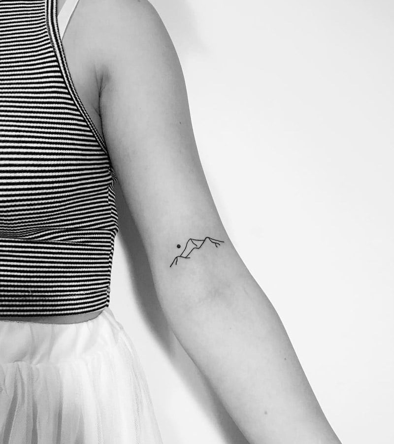 tatuajes minimalistas para mujeres 10
