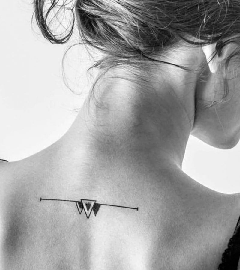 tatuajes minimalistas para mujeres 14