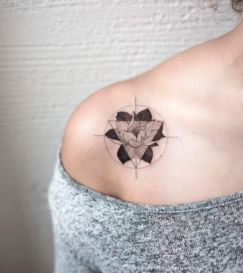 tatuajes minimalistas para mujeres 17