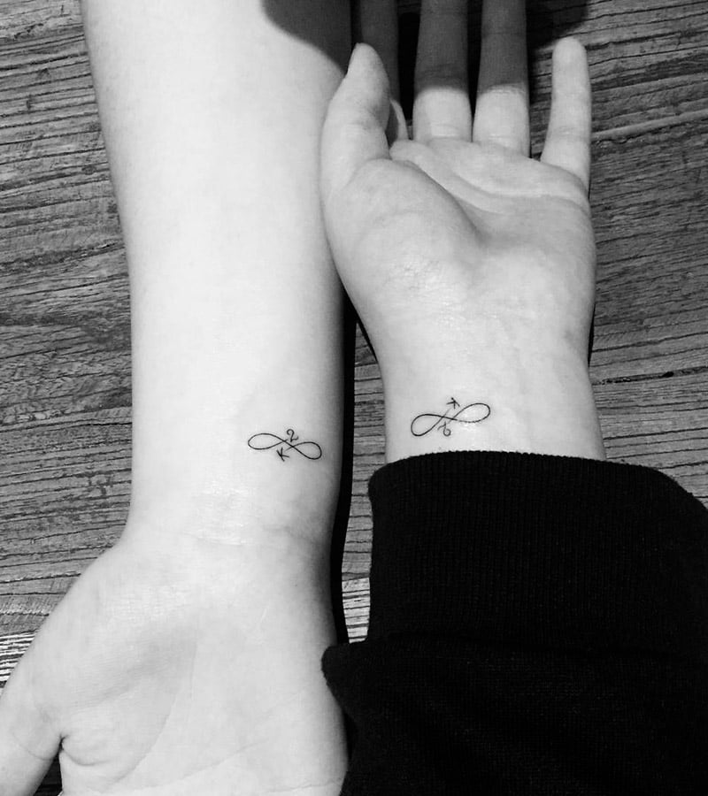 tatuajes minimalistas para parejas 20