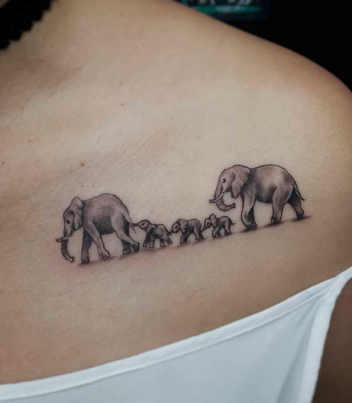 familia de elefantes tattoos