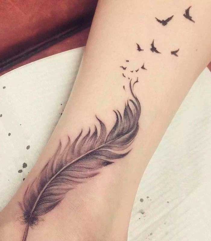 significado de tatuajes de plumas