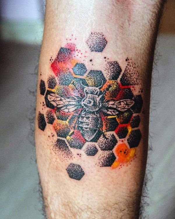 tattoos de abejas para chicos