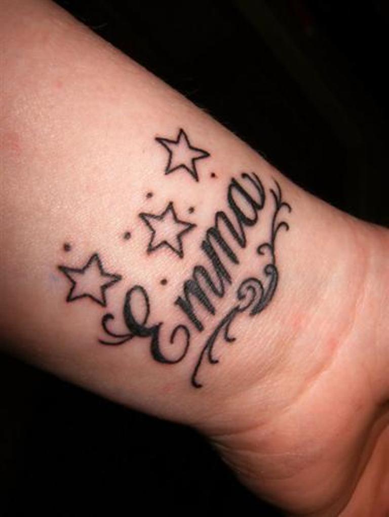 tattoos de estrellas con nombres