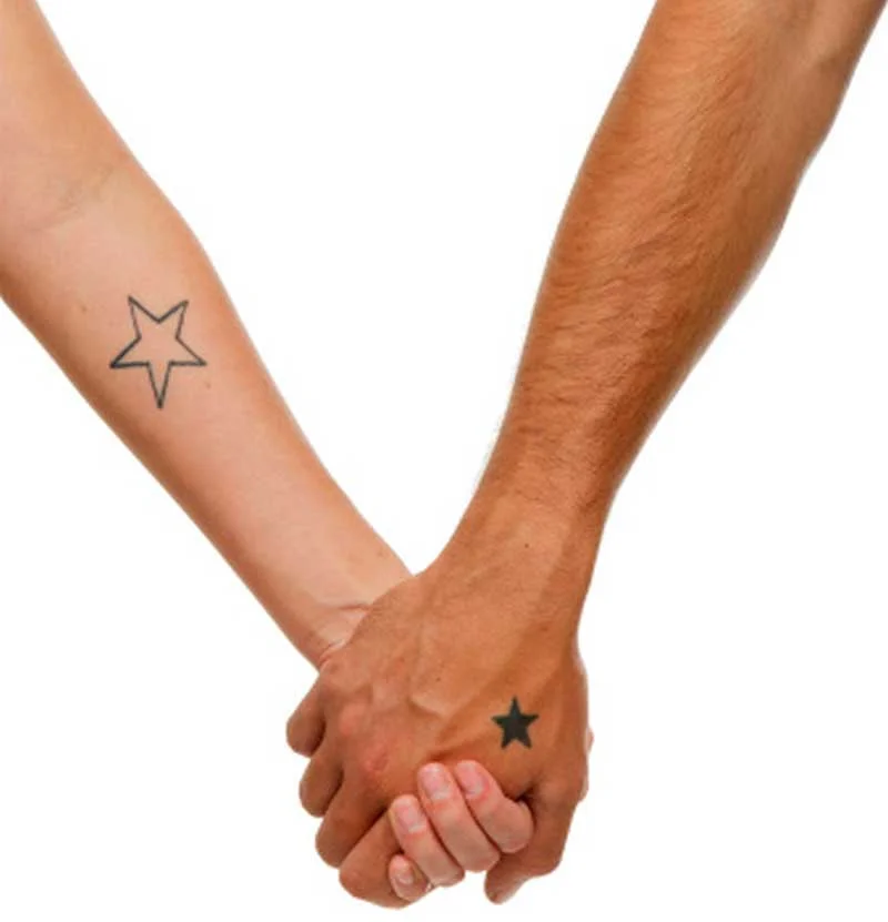 tattoos de estrellas para novios