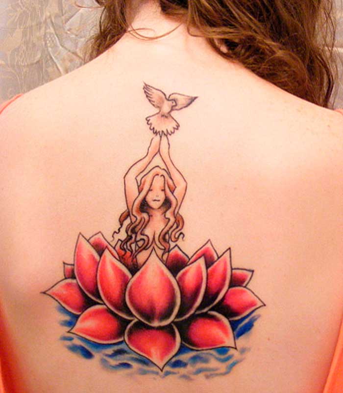 tattoos de flor de loto para chicas
