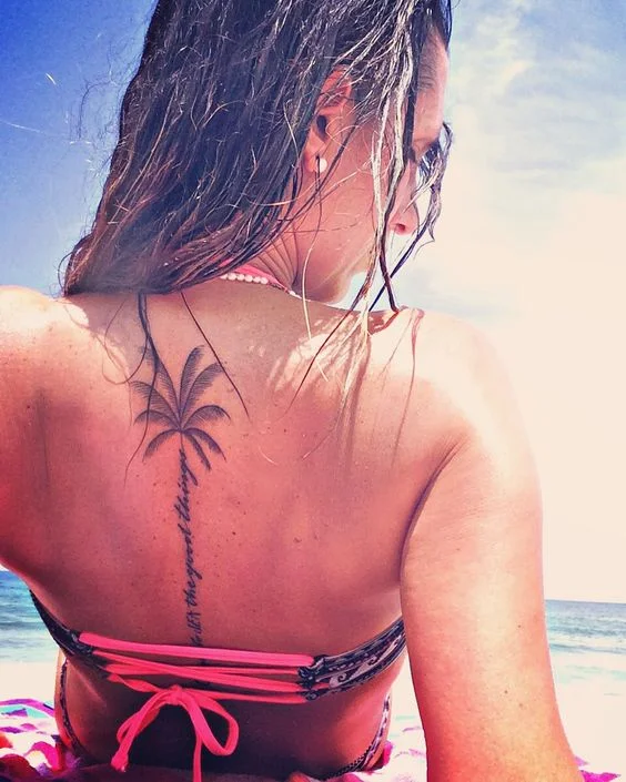 tattoos de palmeras para damas