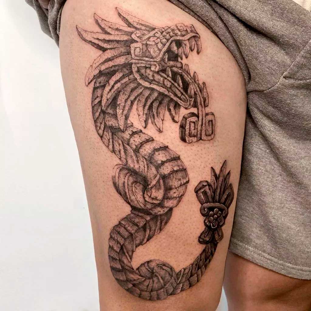 tattoos de serpientes aztecas
