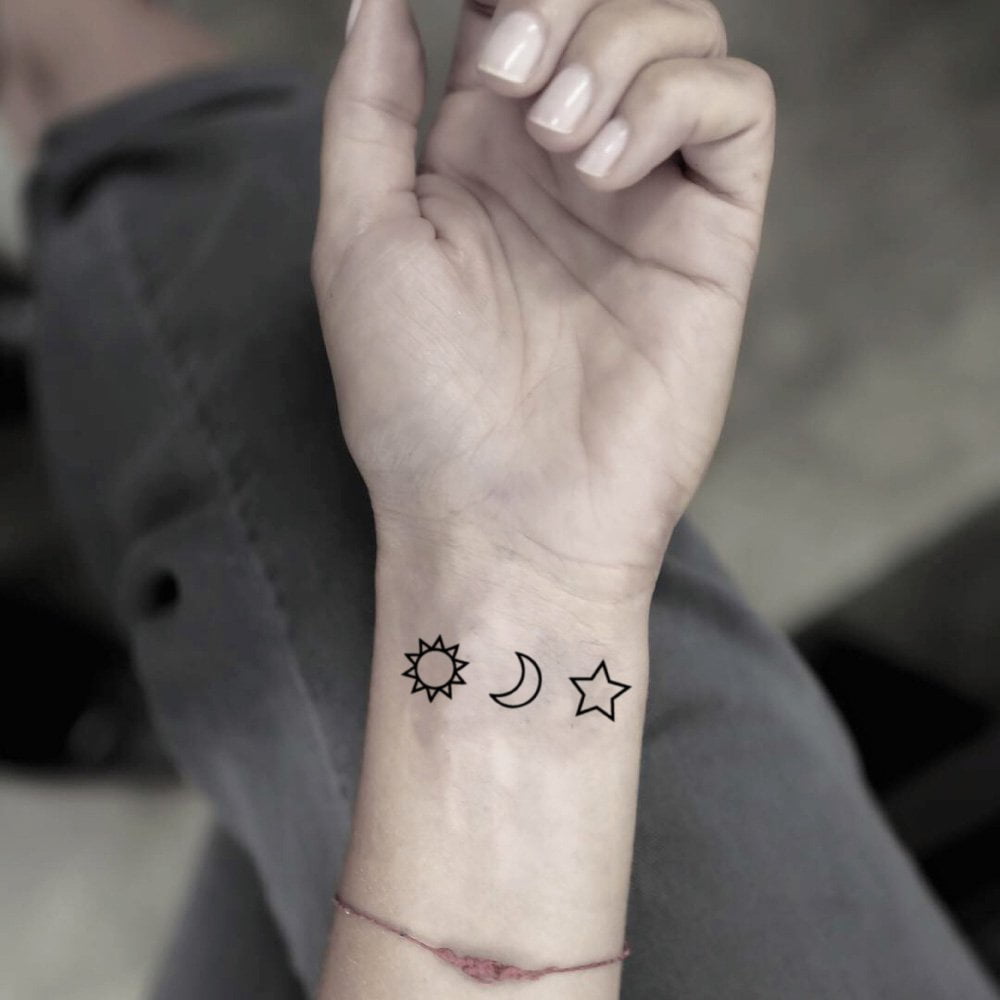 tattoos de sol luna y estrellas