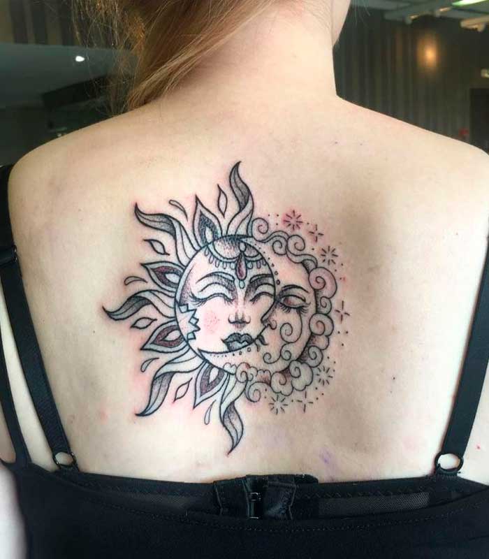 tattoos de sol y luna para damas