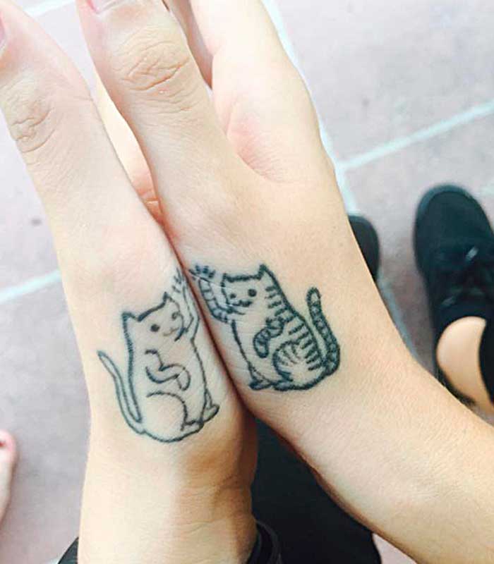 tattoos gatos enamorados
