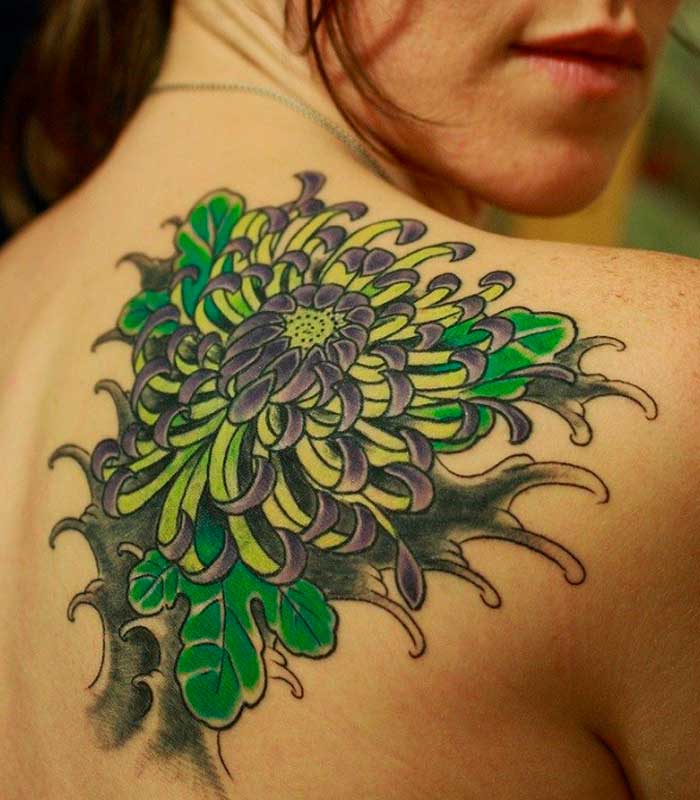tattoos verdes para damas