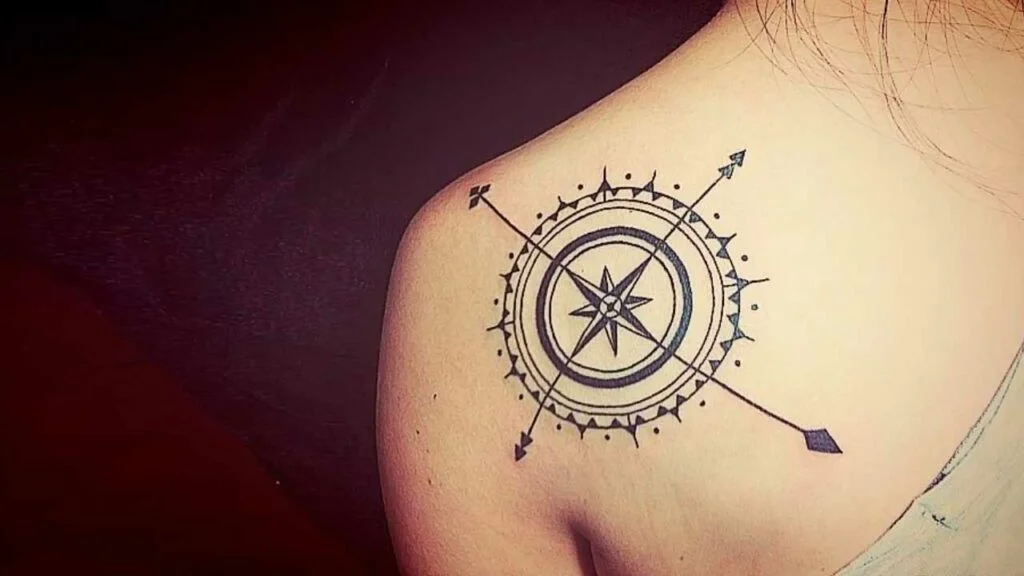 Tatuajes de brújulas: 🧭 Significado +100 imágenes