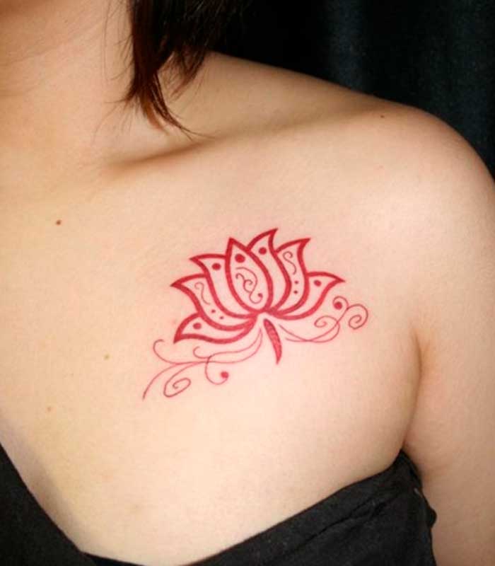 tatuaje de flor de loto roja