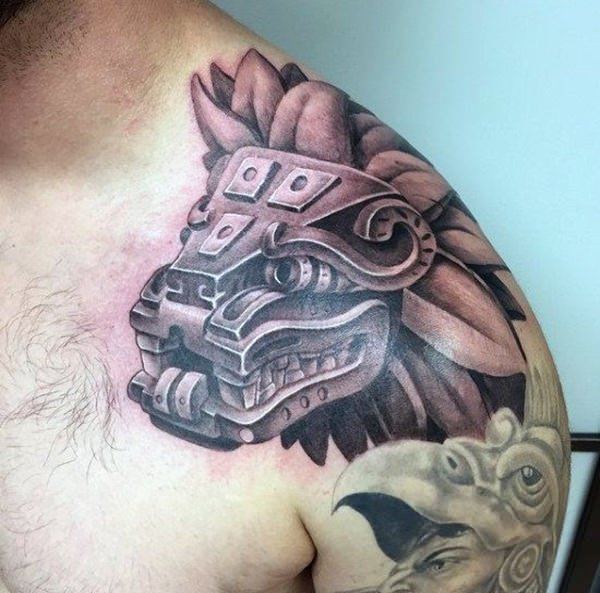 tatuaje de serpiente azteca