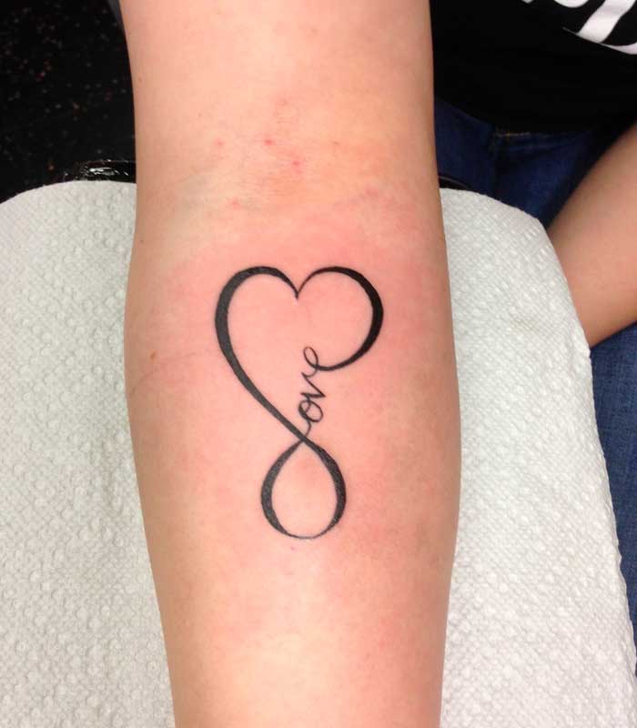 tatuaje infinito amor