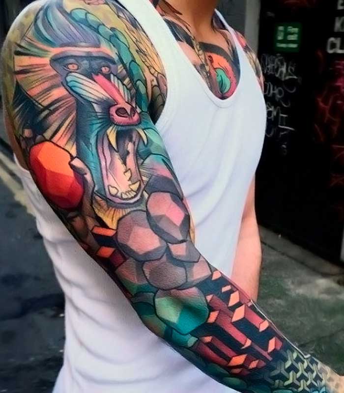 tatuajes a colores en el brazo