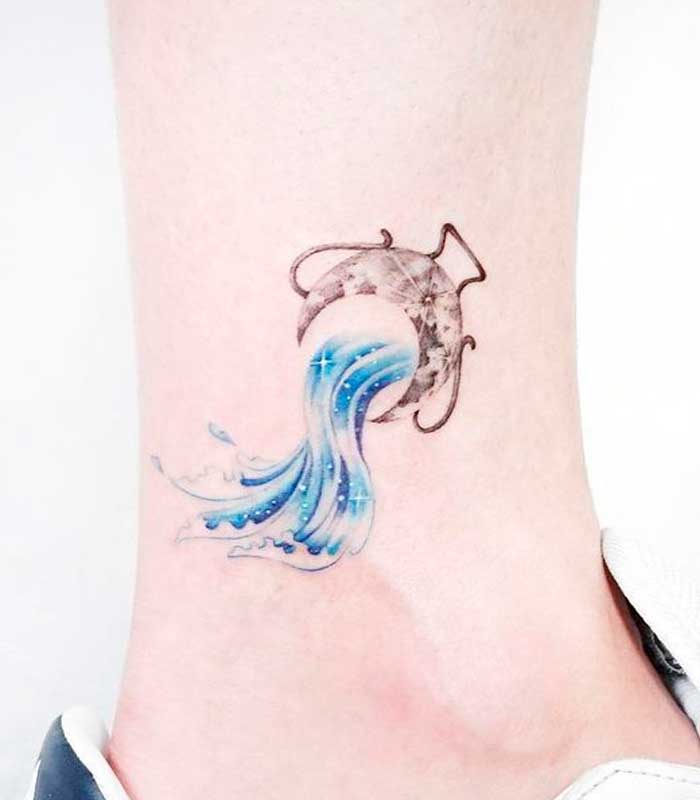 tatuajes acuario para mujeres
