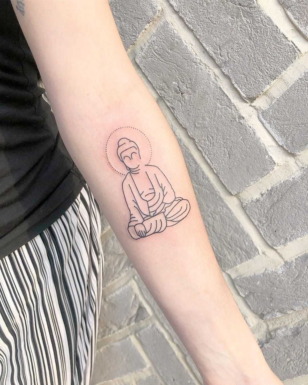 tatuajes budistas minimalistas