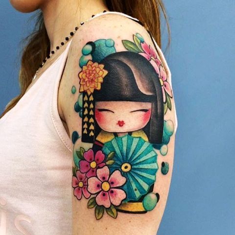 tatuajes chinos para mujeres 16