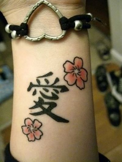 tatuajes chinos para mujeres 20
