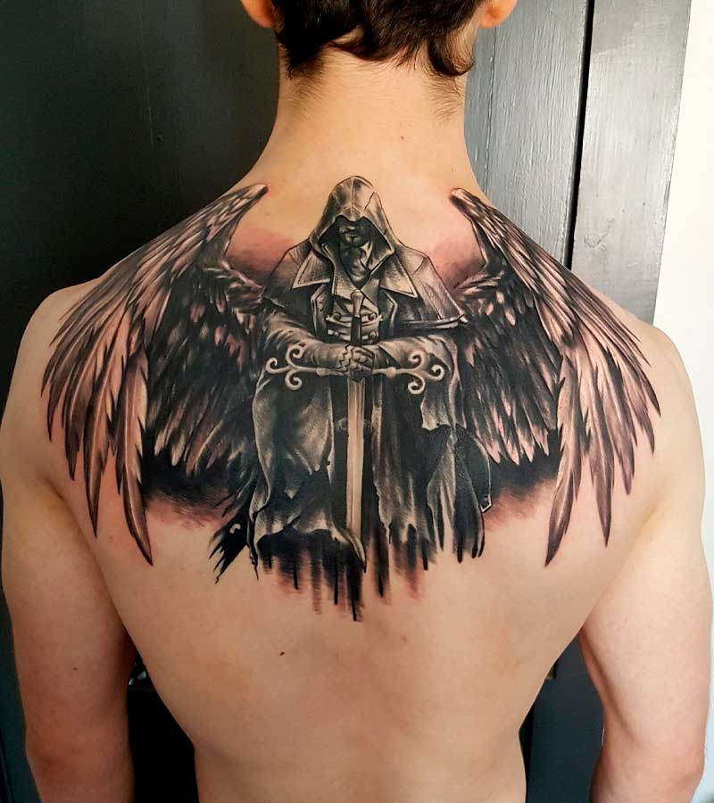 tatuajes de angeles para hombres 12