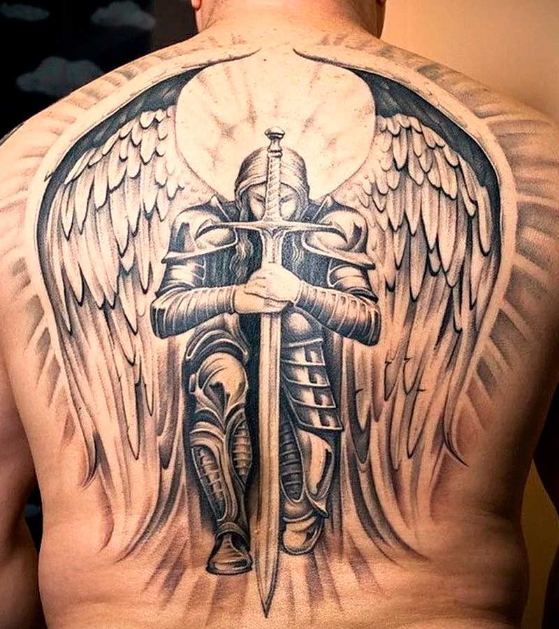tatuajes de angeles para hombres 15