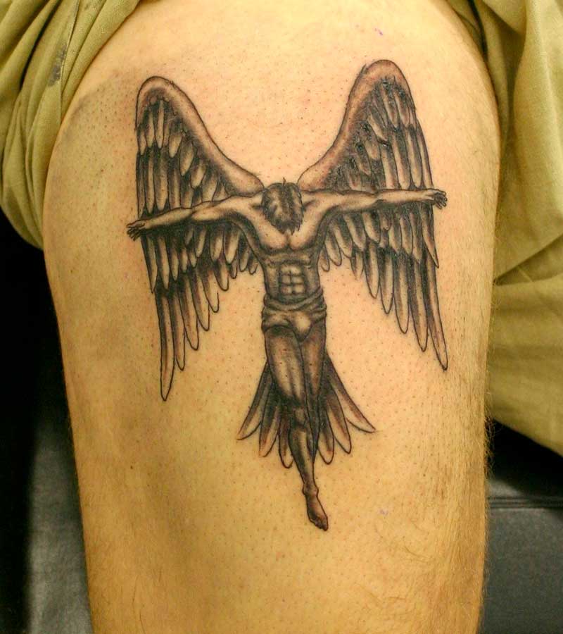 tatuajes de angeles para hombres 17