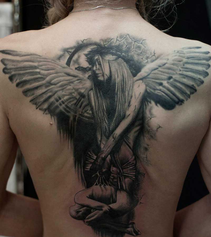 tatuajes de angeles para mujeres 19