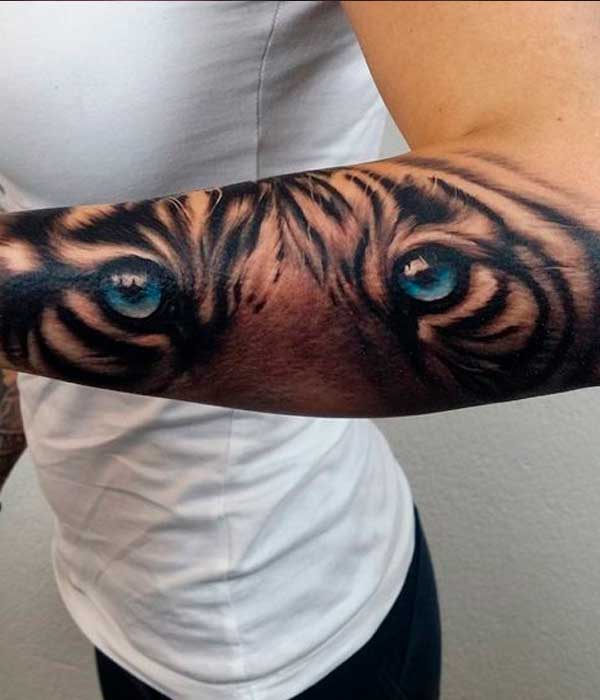tatuajes de animales en el antebrazo