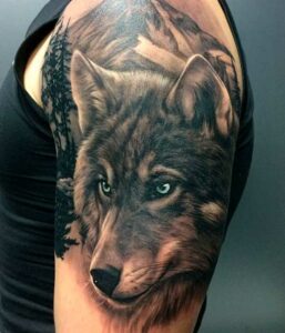 tatuajes de animales en el hombro