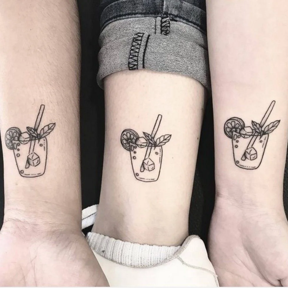 Tatuajes de comidas, bebidas y frutas: 🍔🍍🍷 + 100 imágenes 33 tatuajes de bebidas 1