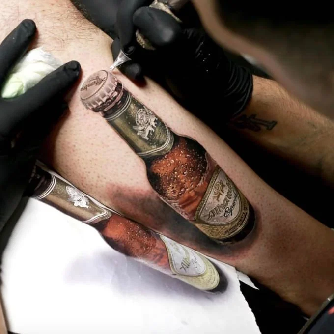 Tatuajes de comidas, bebidas y frutas: 🍔🍍🍷 + 100 imágenes 59 tatuajes de bebidas 5