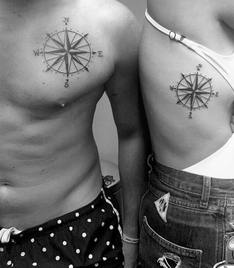 tatuajes de brujulas para parejas