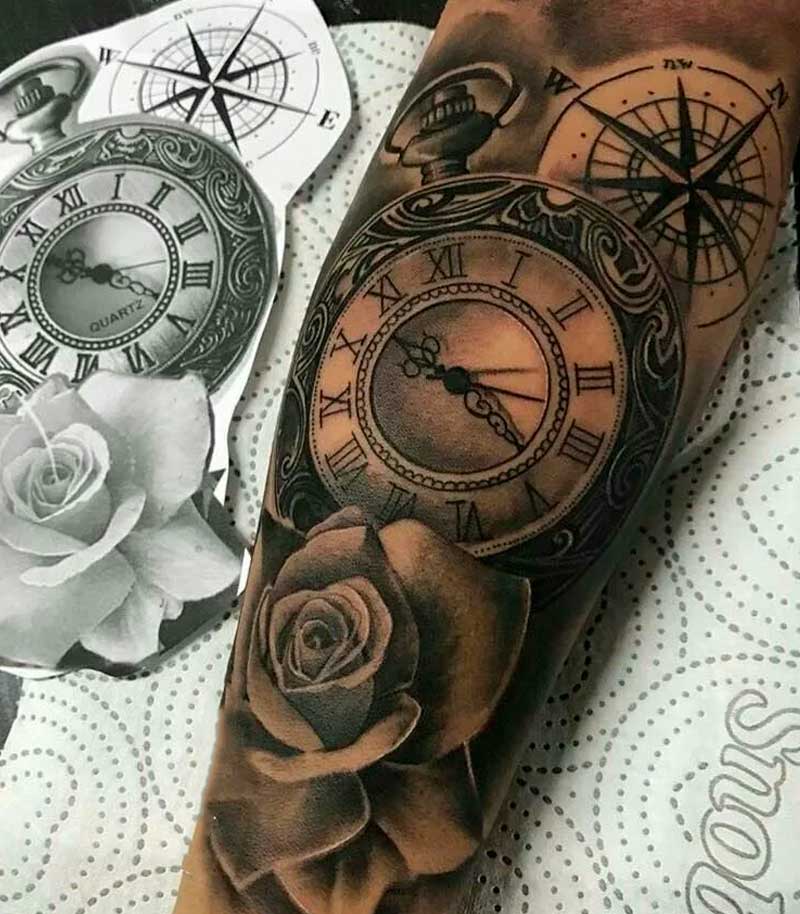 tatuajes de brujulas y relojes