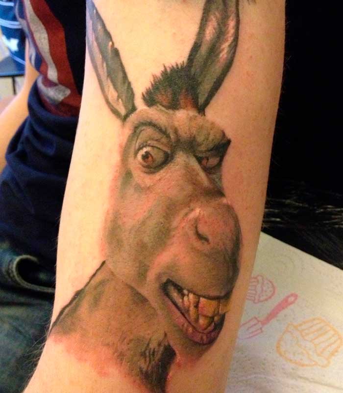 tatuajes de burro de shrek
