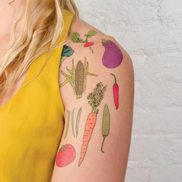 Tatuajes de comidas, bebidas y frutas: 🍔🍍🍷 + 100 imágenes 9 tatuajes de comidas 25