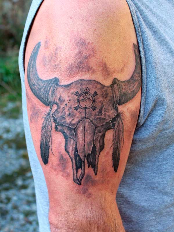 tatuajes de craneos de bufalos