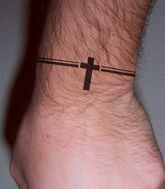 tatuajes de cruces para caballeros