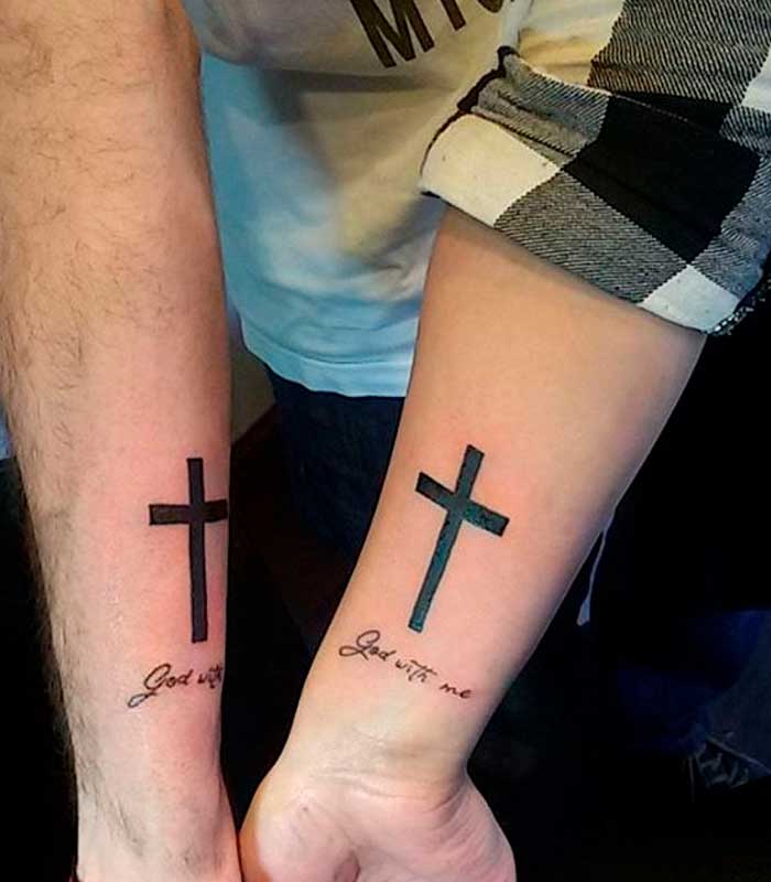 tatuajes de cruces para novios