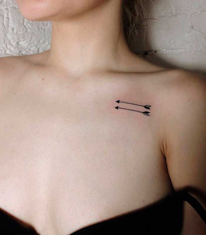 tatuajes de flechas en el pecho