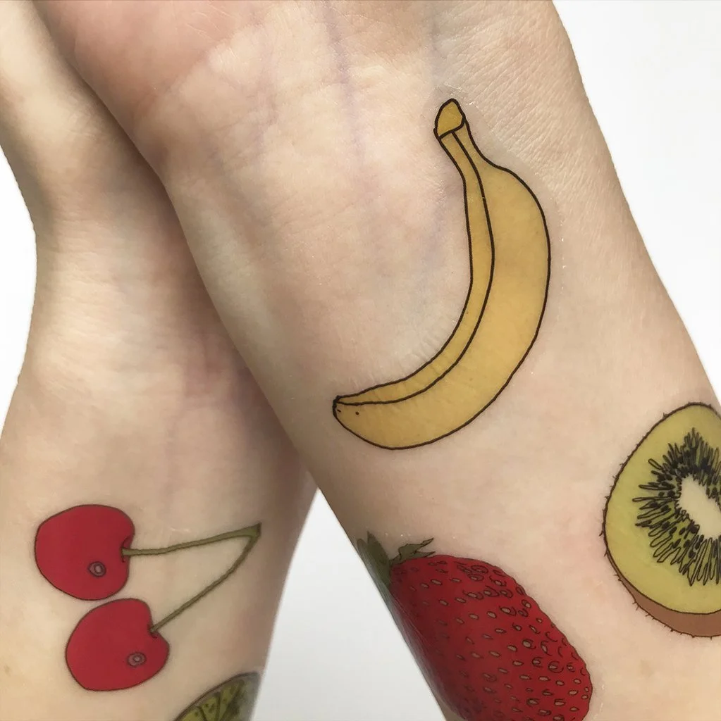 Tatuajes de comidas, bebidas y frutas: 🍔🍍🍷 + 100 imágenes 89 tatuajes de frutas 27