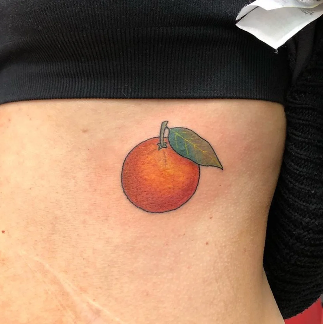 Tatuajes de comidas, bebidas y frutas: 🍔🍍🍷 + 100 imágenes 91 tatuajes de frutas 29
